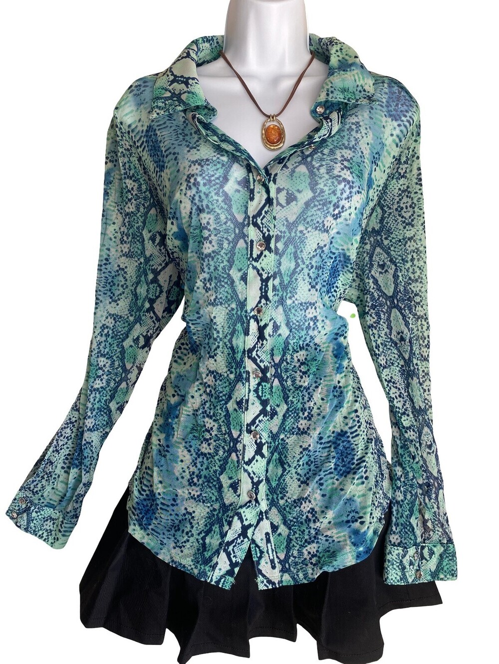 Y2K Vintage INC International Concepts Plus 2X Blue Snake Print Button Up Blouse